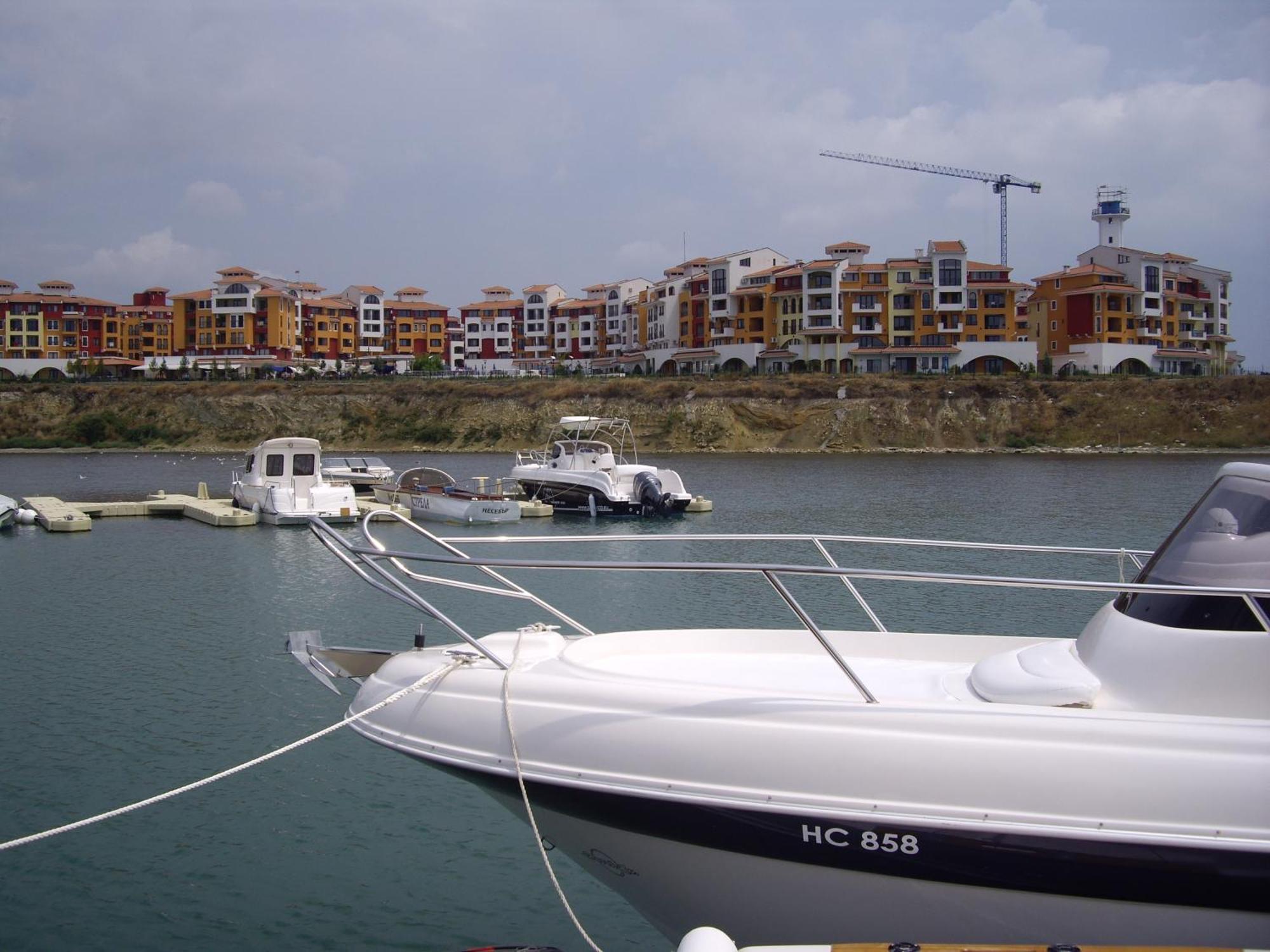 Studio Deluxe In Marina Cape 4 Stars Complex 33 7 Aheloy Buitenkant foto